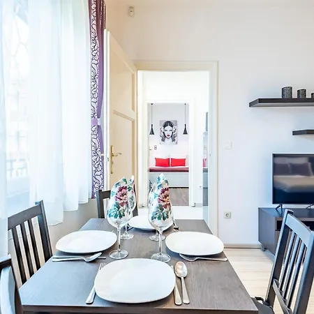 Two Bedroom In Jewish Quarter Lejlighed