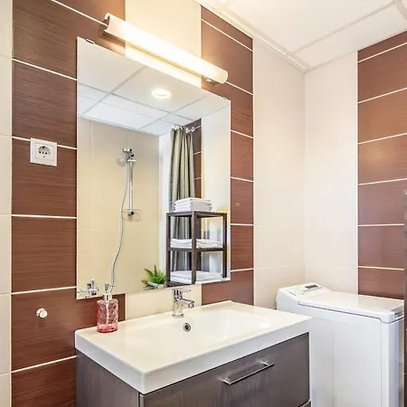 Two Bedroom In Jewish Quarter 아파트 *
